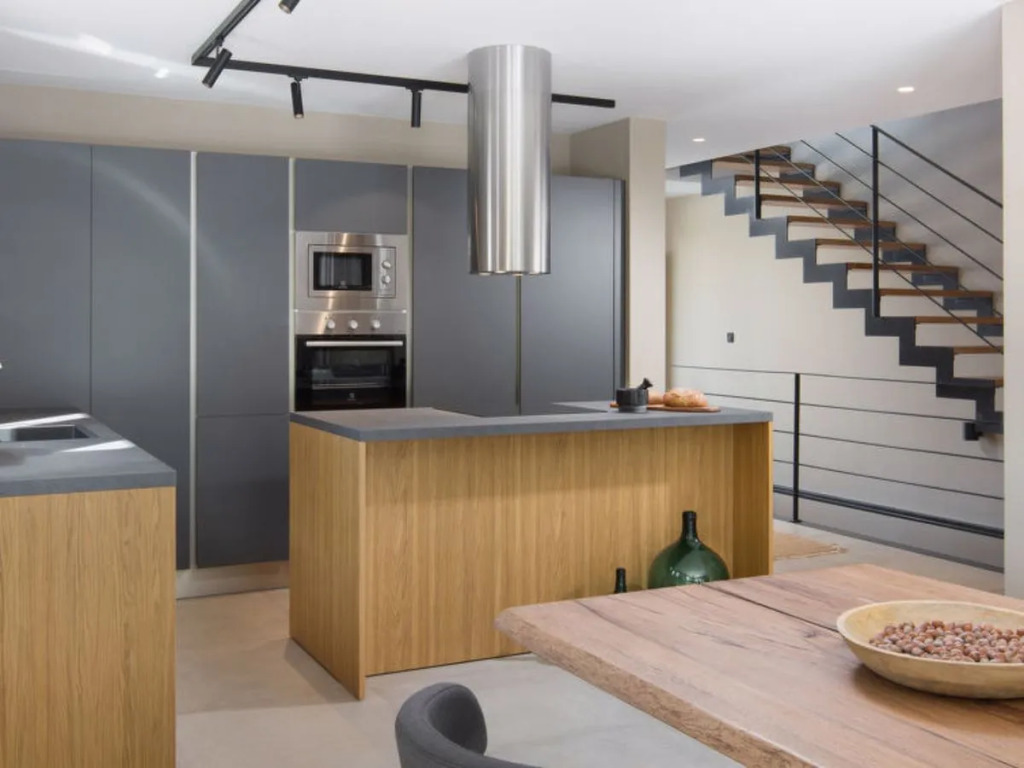 Casa Oliva by Kompas Villas
