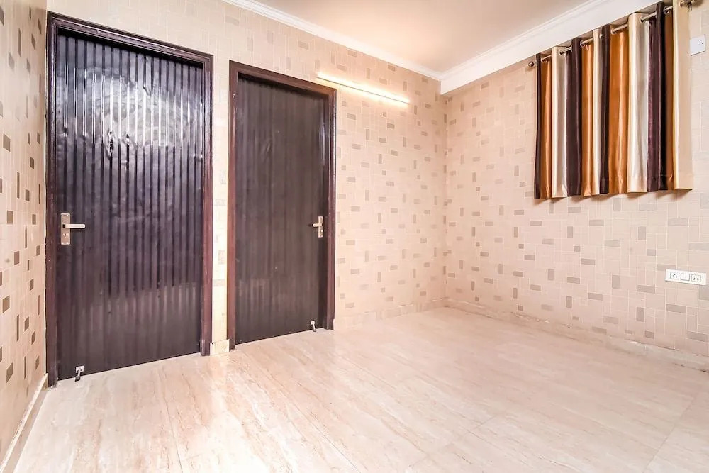 OYO 19132 K Residency