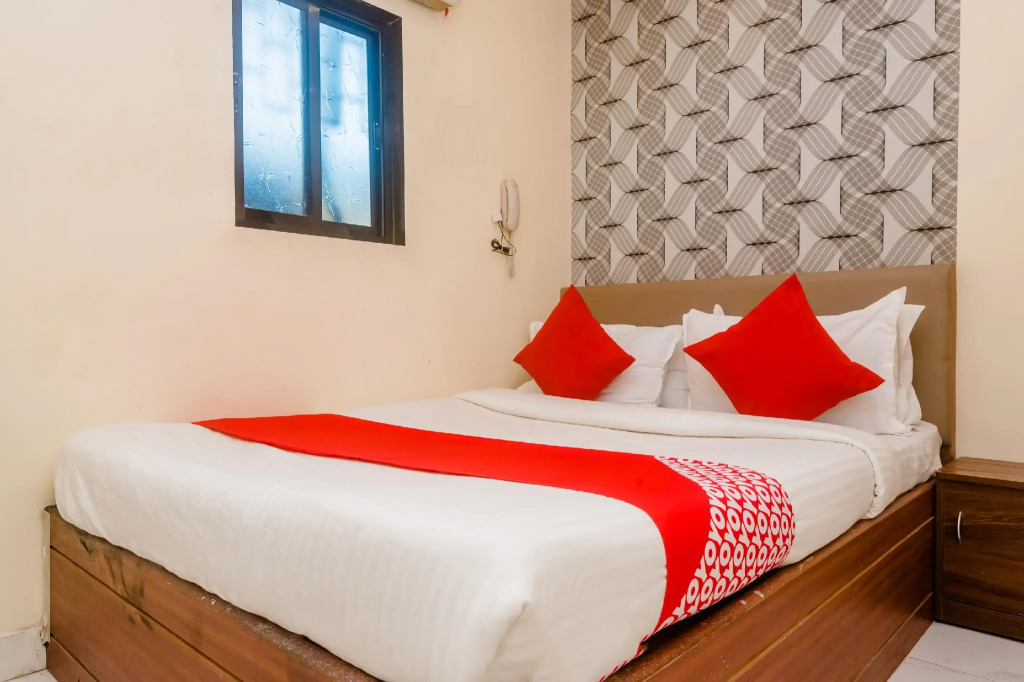 OYO 26563 Safar Residency