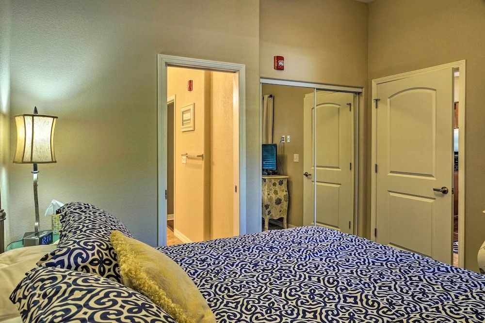 Branson Condo w/ Table Rock Lake Views, Near Strip