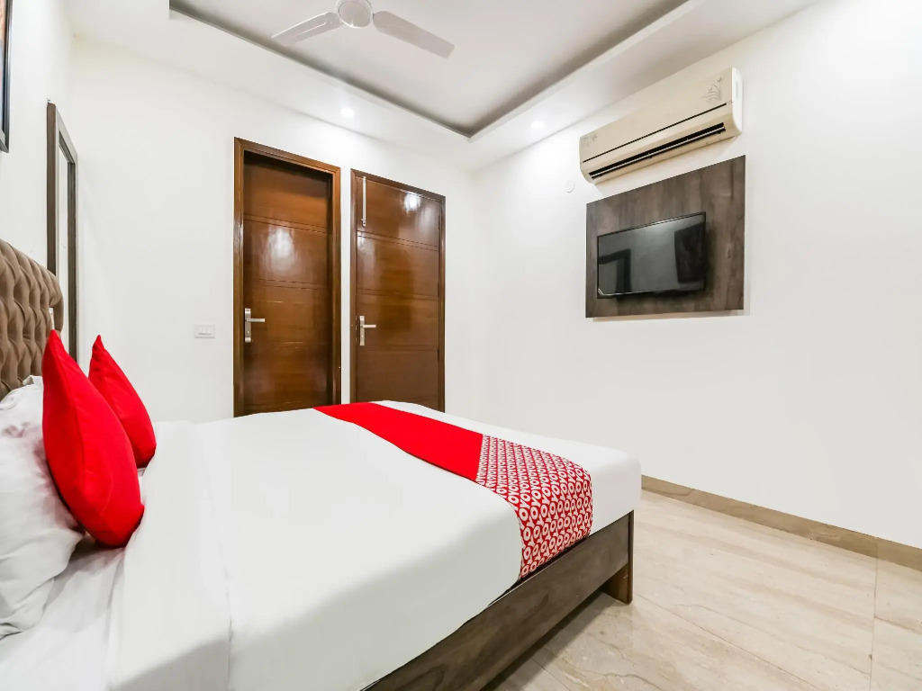 White Rose Wallon Hotel by OYO Rooms