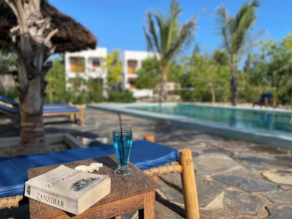 Kameleon Blue Arts Lodge