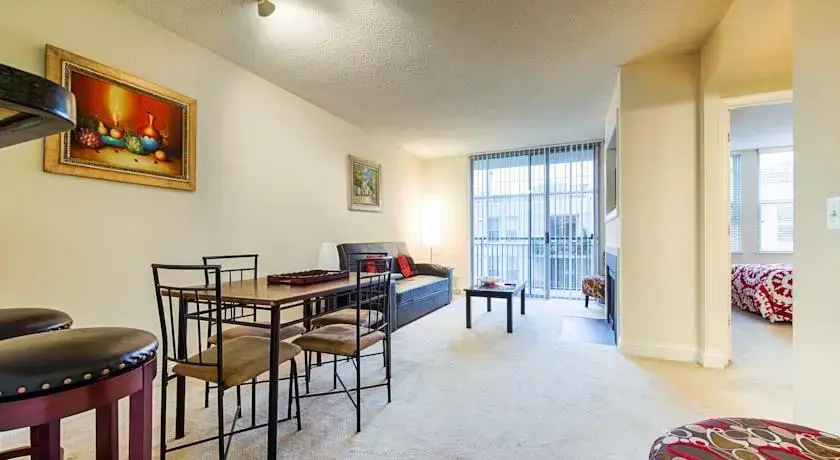 The Lincoln Apartment