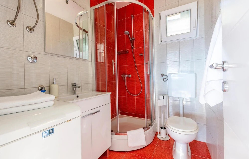 Stunning Home In Celina With Wifi