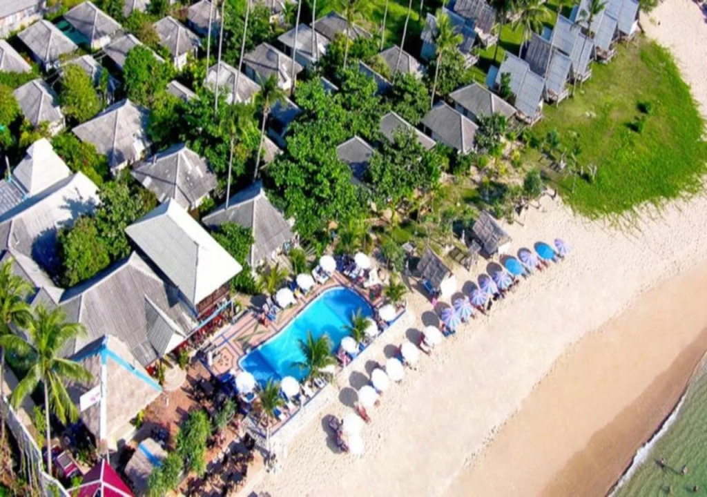 Lanta Palace Beach Resort & Spa