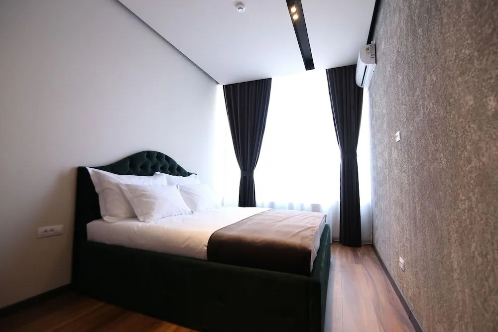 Lunii 6 Apartments
