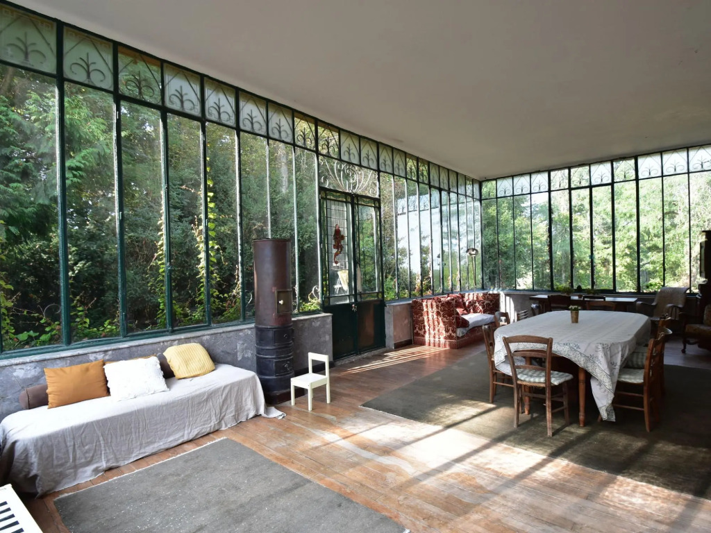 House in Burgundy With Private Pool