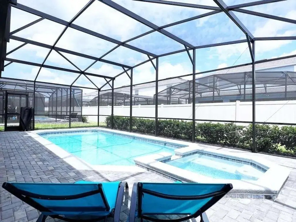 Luxury & Loaded Pool Home With Private Pool 8 Bedroom Home