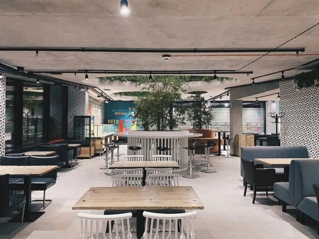 IQ Hotel