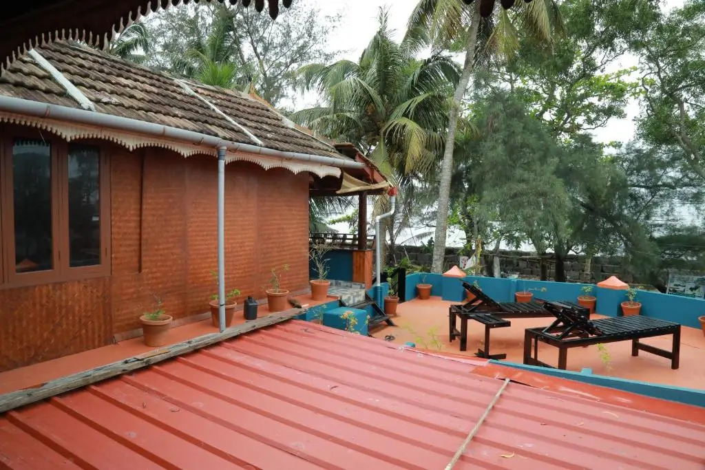 Sajeev Home Stay