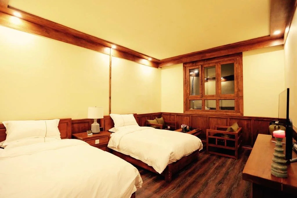 Jacob Beautiful Night Hotel