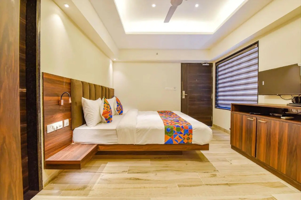 Fabhotel Prime Pink City Park