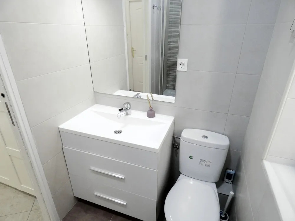 Uncibay Square Apartment