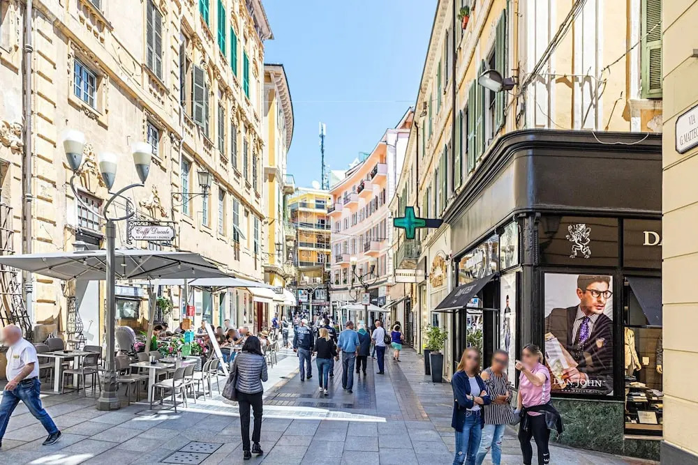 Gaudio Flat near Ariston Theater by Wonderful Italy