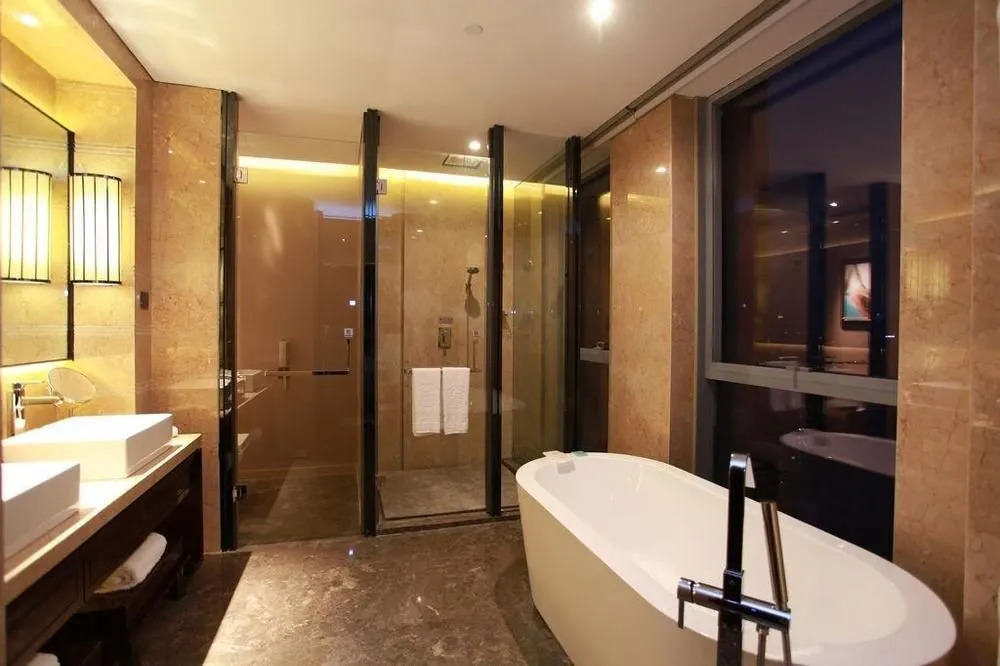 Totem Platinum Hotel