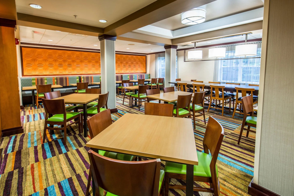 Fairfield Inn and Suites by Marriott Portsmouth Exeter