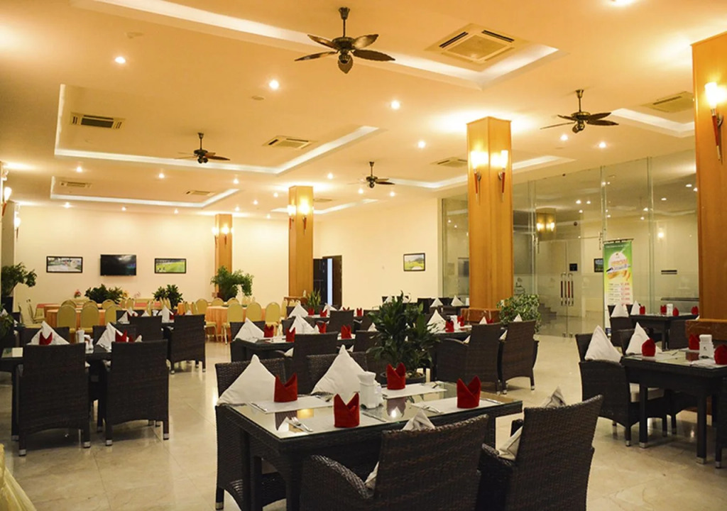 Diamond Bay Golf and Villas