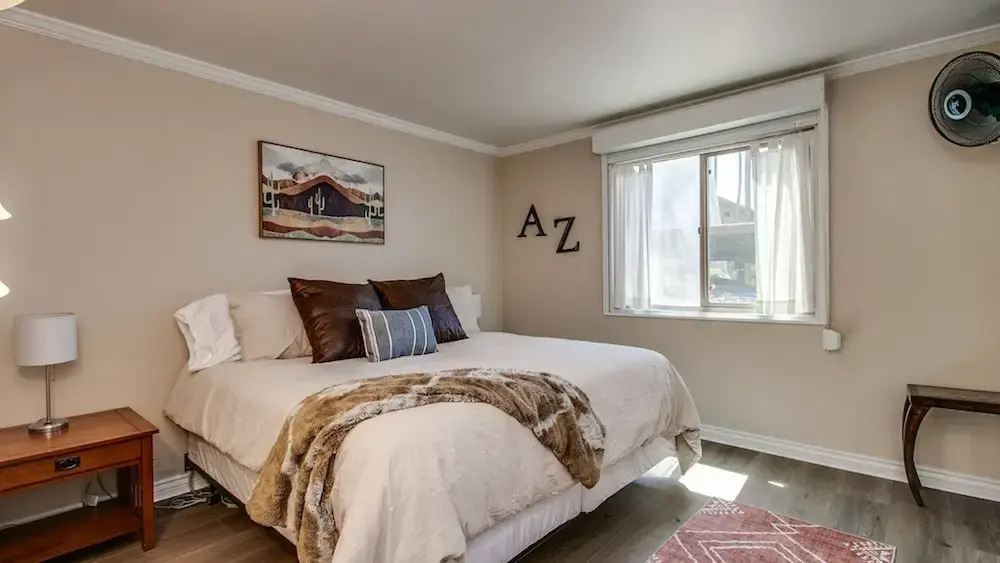 2 Bdrm Condo in the Heart of Old Town Scottsdale!