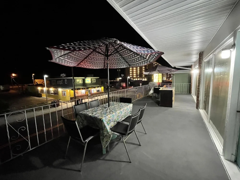 Searay Motel