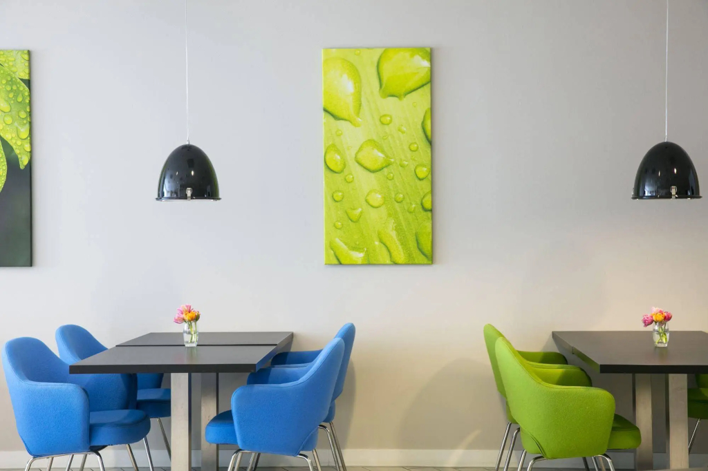 Holiday Inn Express Amsterdam Arena Towers by IHG