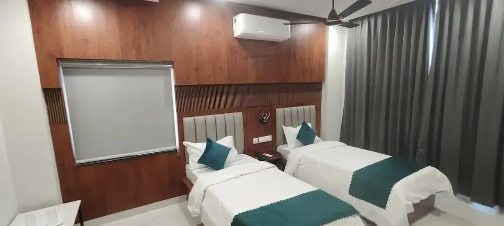 Vaishnavi Inn