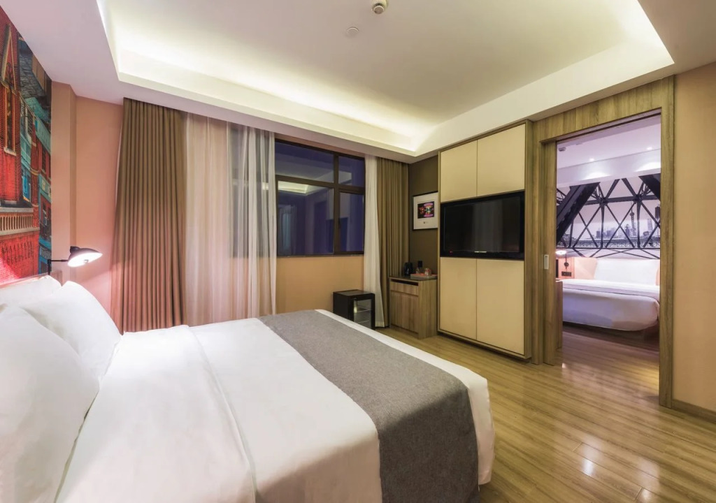 Atour Hotel Shanghai International Tourism And Resorts Zone Branch