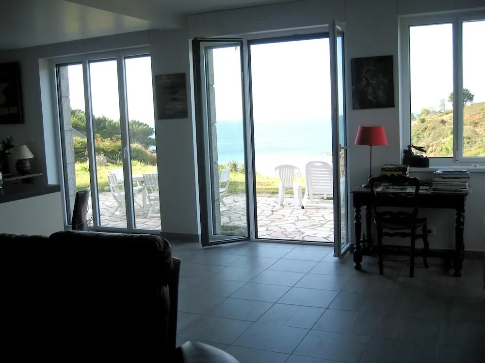 House With 5 Bedrooms in Nevez, With Wonderful sea View and Furnished