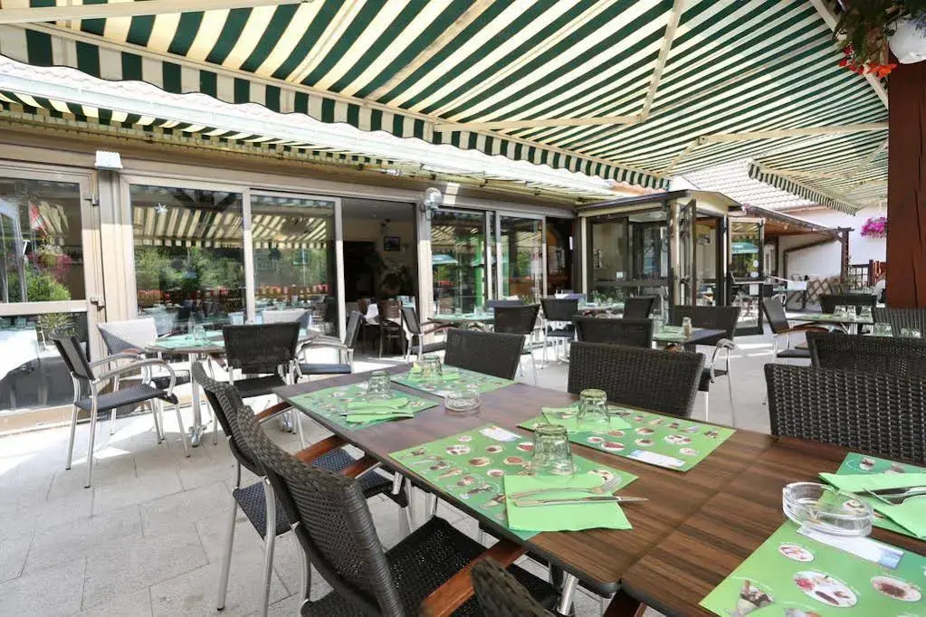 Hotel-Restaurant Espace Squash 3000
