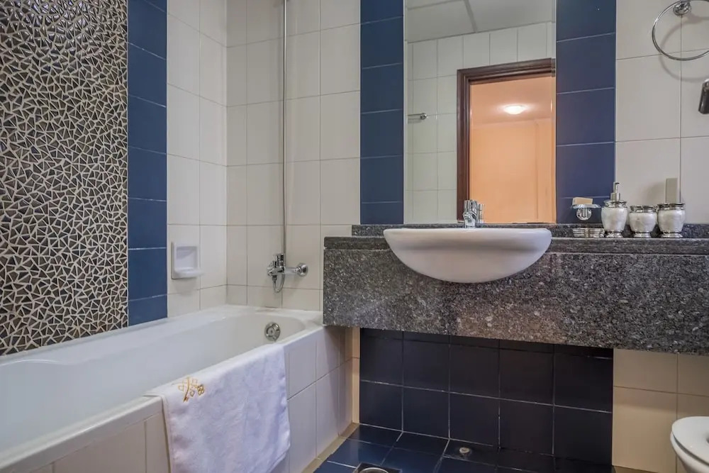 Scala Tower- Business Bay Dubai - Luxury Apartments by Canvas Holiday Homes