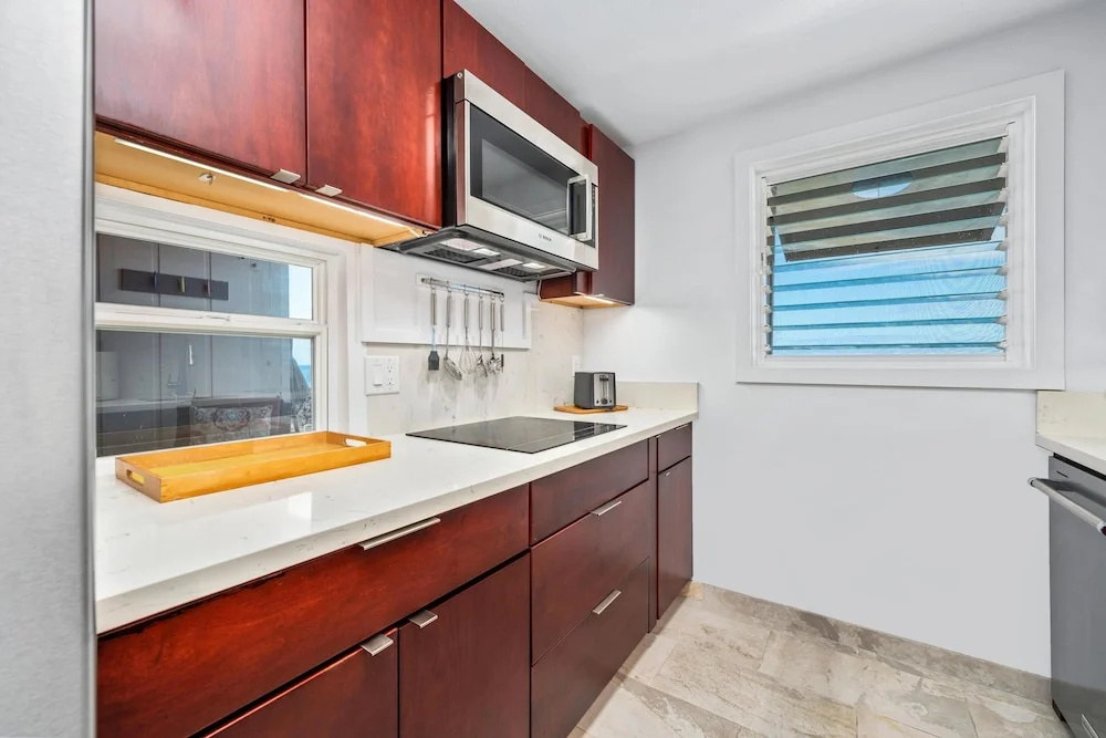 Big Island Keauhou Surf & Racquet 181 2 Bedroom Townhouse