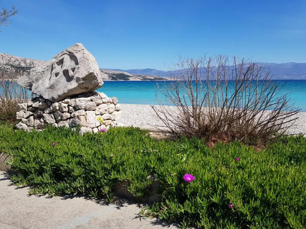Beach Holiday Baska