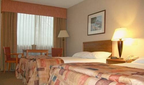 The Moraine Inn Suites & Conference Center