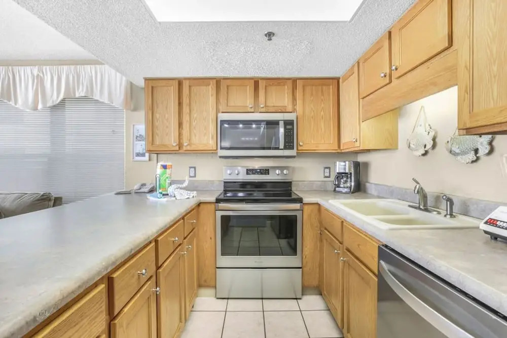 Phoenix II 2101-amenities Galore Beachfront