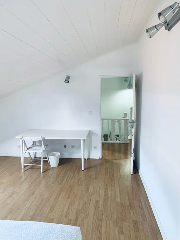 Restelo House