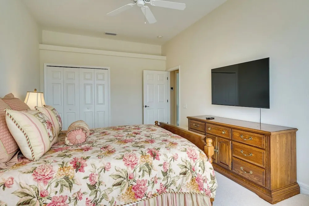 Private Pool, Dock & Gulf Access: Cape Coral Home!