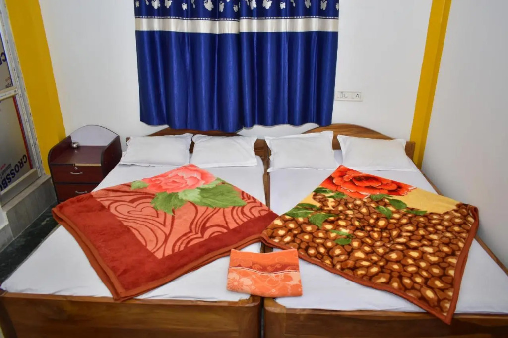 Binay chapa homestay in jaldapara
