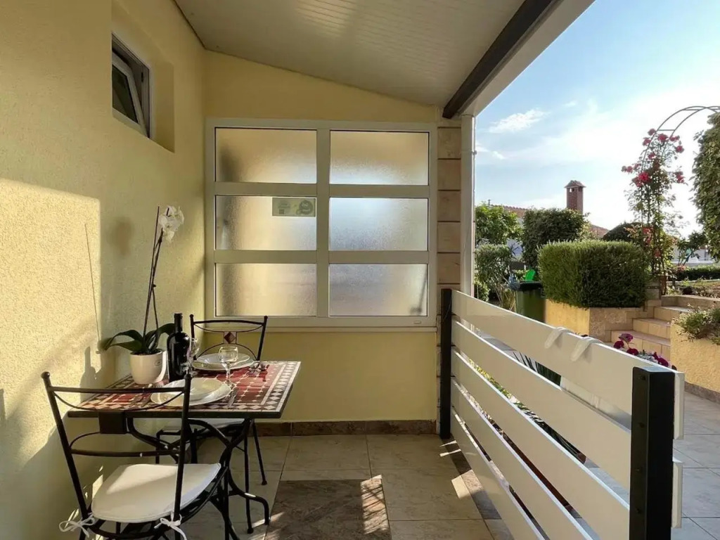Apartments Gordana Buzolic