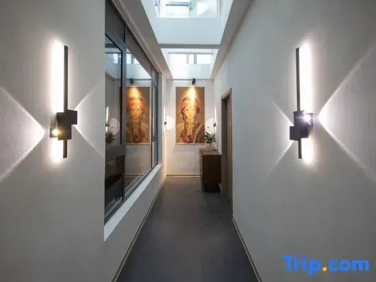 Wangui Intelligent Oxygen Supply Homestay (Dukezong Ancient City Store)