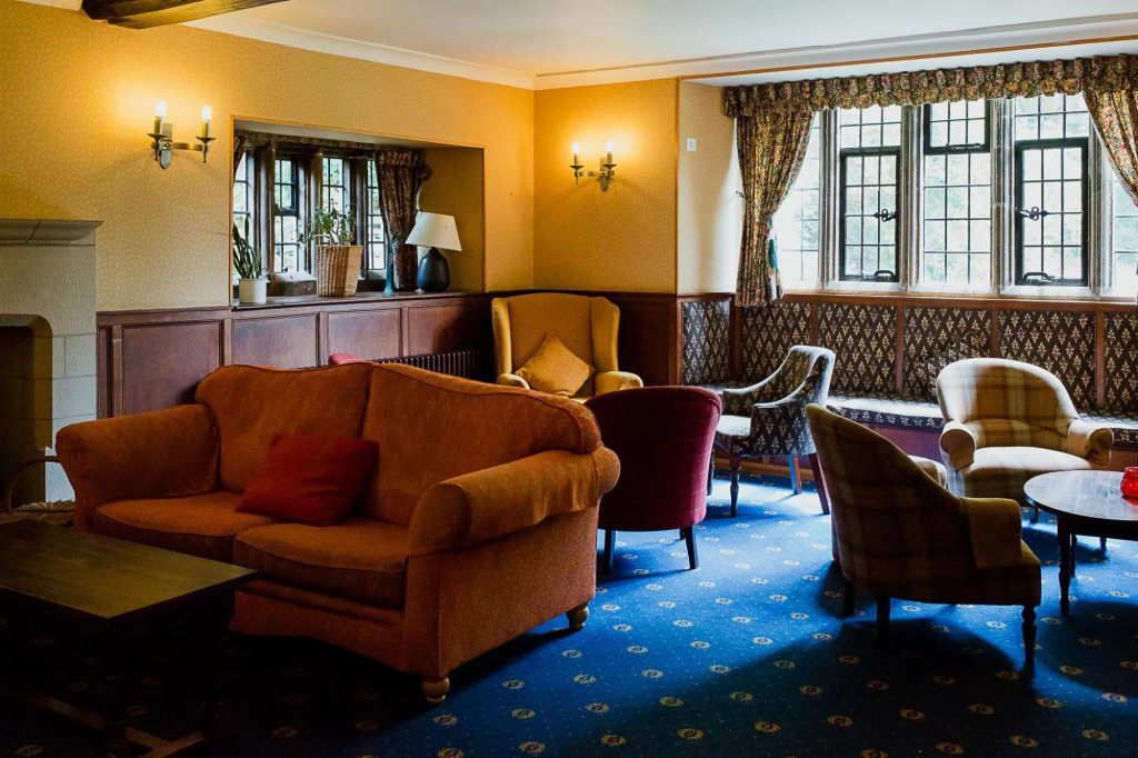 YHA Hartington Hall