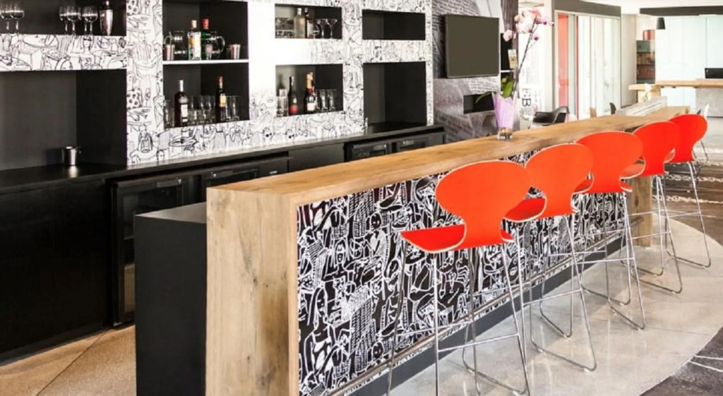 Ibis Casanearshore