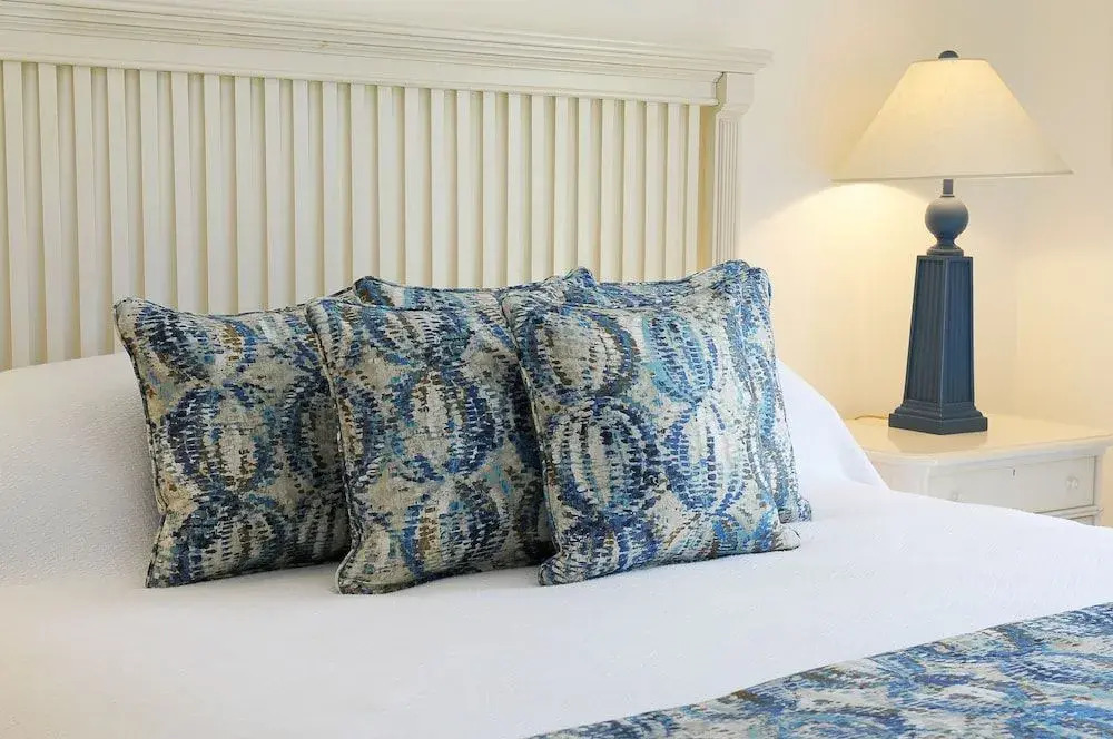 "this Beautifully Decorated 3 Bedroom 3 Bathroom Duplex Villa"