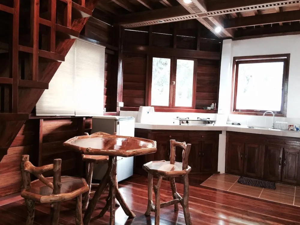 Pahiluna Guesthouse