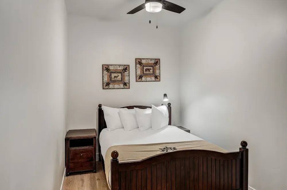 Spacious And Luxurious 2br Condo