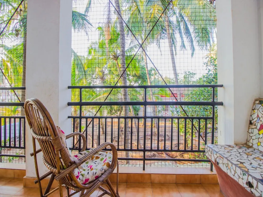 OYO 12902 Home Vibrant Stay Candolim