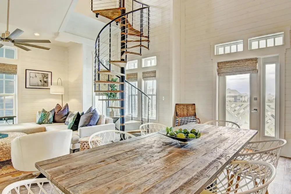 Cinnamon Shore- Skytop Lounge TC 5105