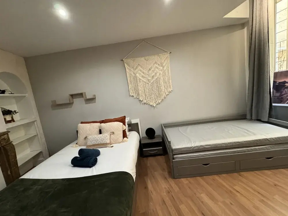 Villa in Le Mans Near Plantagenet City
