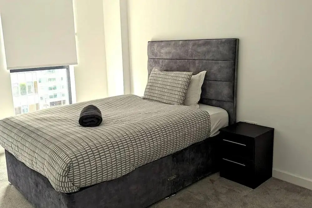 Sleeps 4 Central Ensuite - Cityview & Parking