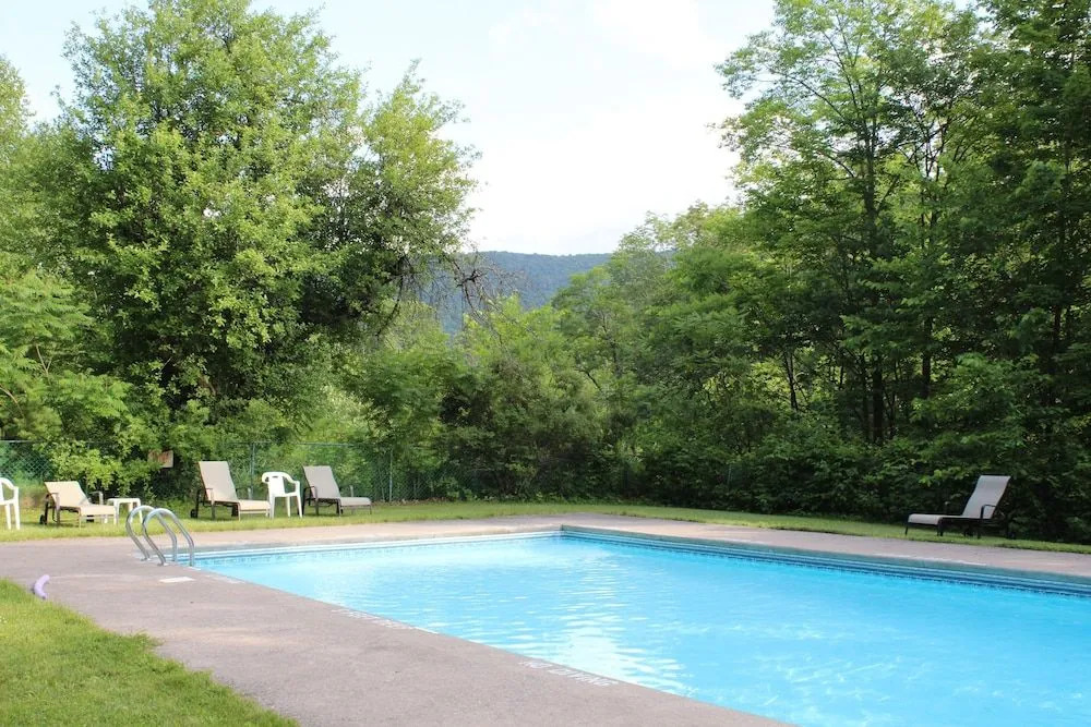 Catskill Seasons Inn