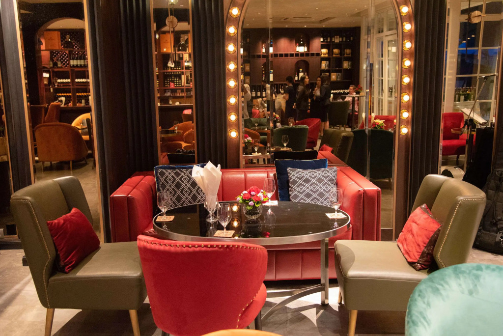 La Seine Boutique Hotel