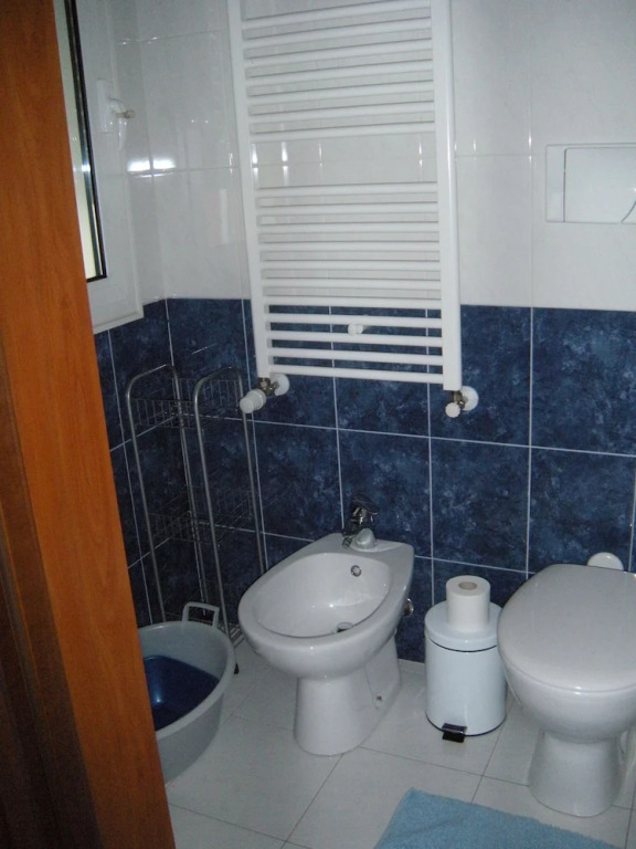 Spacious and Bright Studio With 2 Mm2 Stops